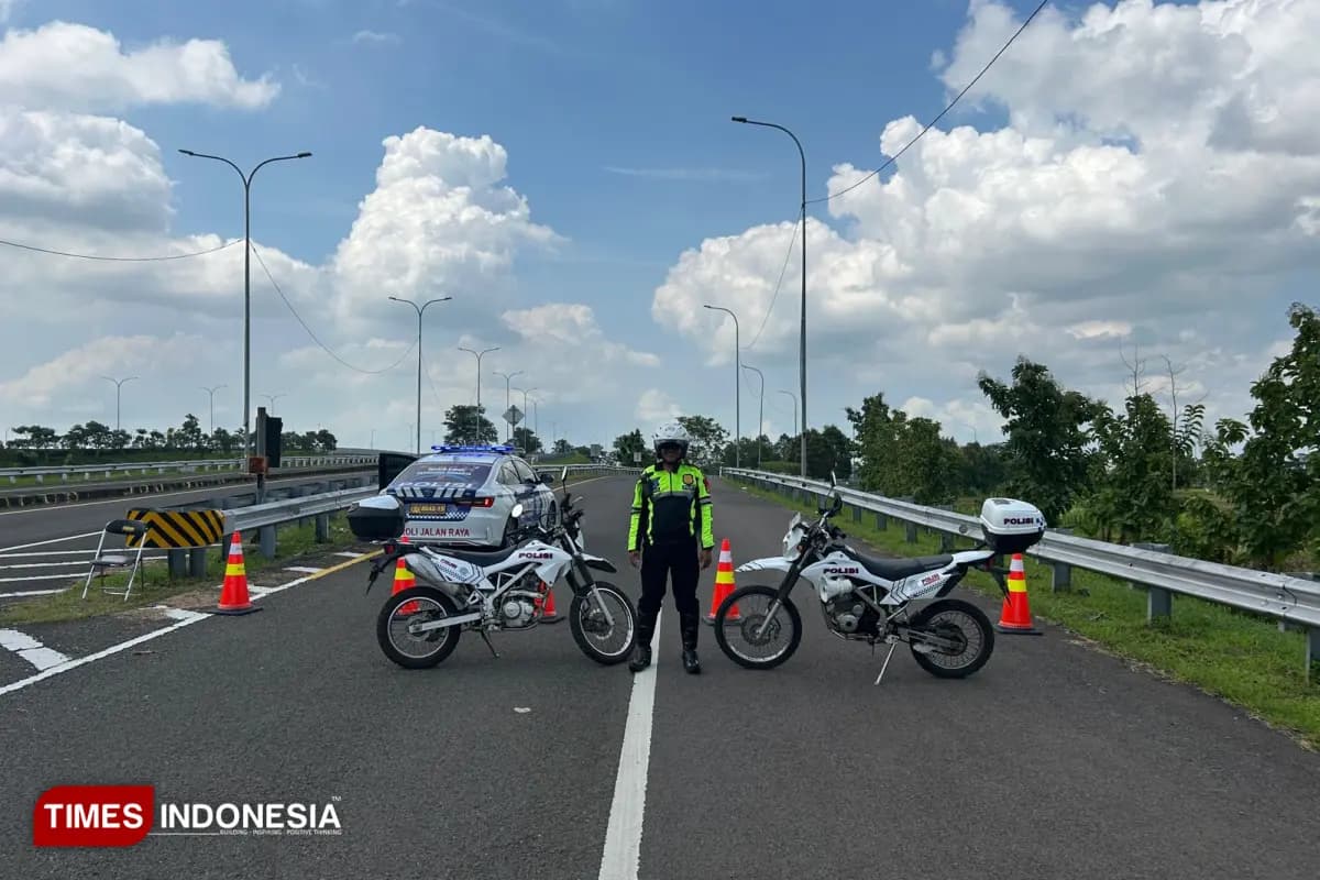 One Way Nasional Dihentikan, Polres Majalengka Sterilisasi Tol Cipali Kembali ke Arus Normal
